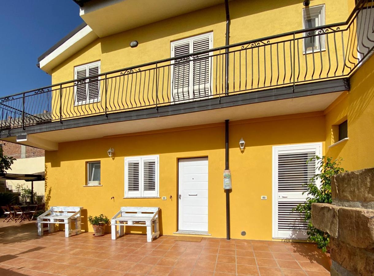 Casa Vacanze Marale Кастельмола Екстер'єр фото